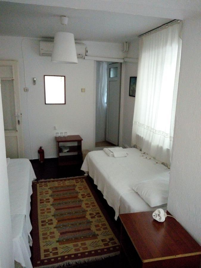 Hotel Mavi Pension Ayvalı Exterior foto